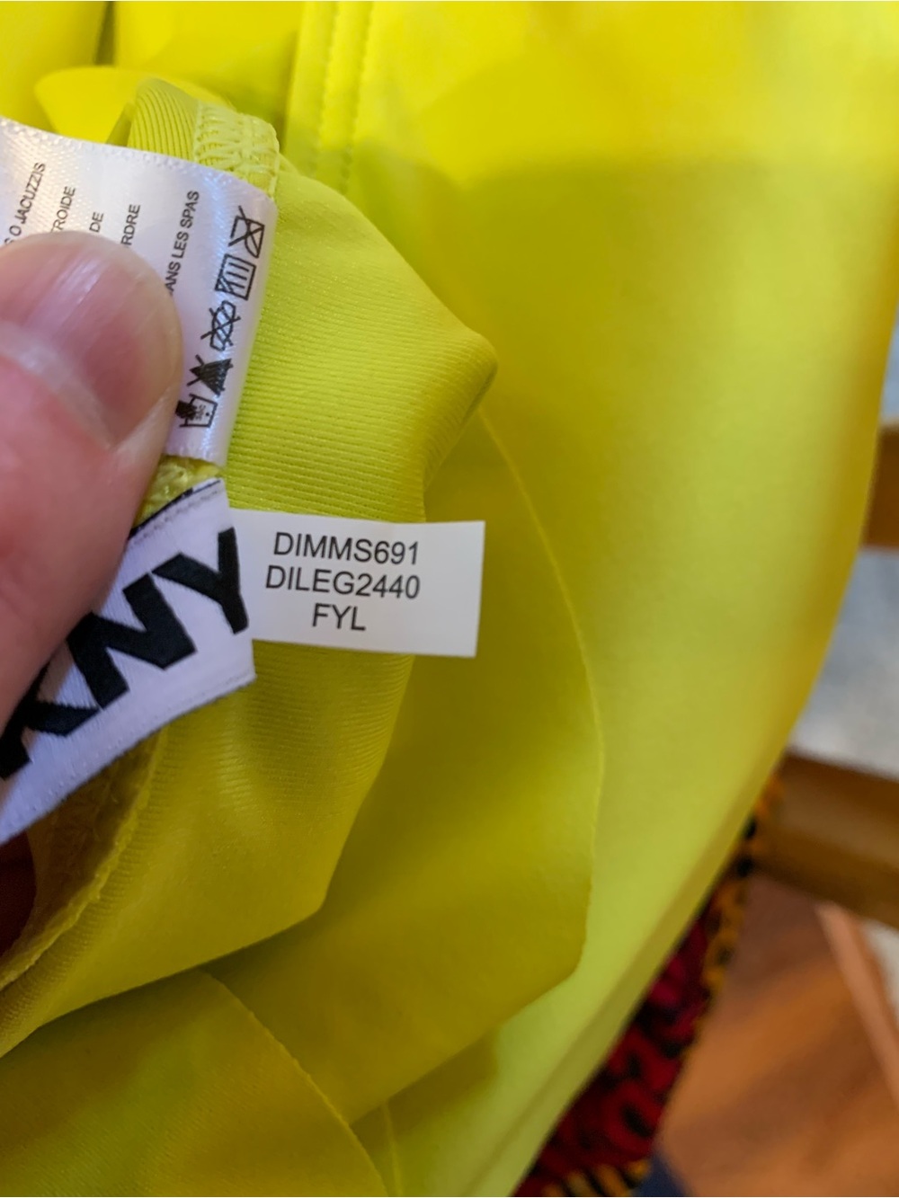 DKNY One Piece Ruffle Swimsuit Women’s L Yellow Underwire Tummy Control NWT - Picture 9 of 9